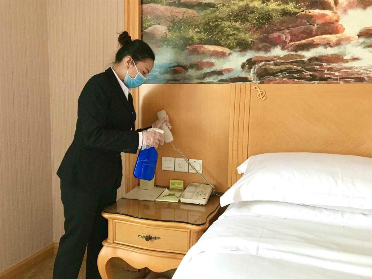 Vienna International Hotel Shenzhen Guangming Avenue Екстериор снимка