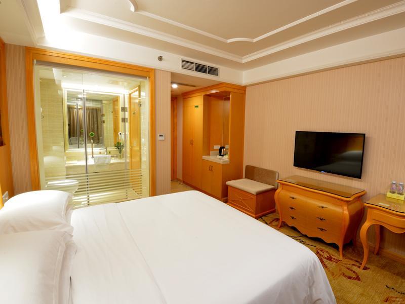 Vienna International Hotel Shenzhen Guangming Avenue Екстериор снимка